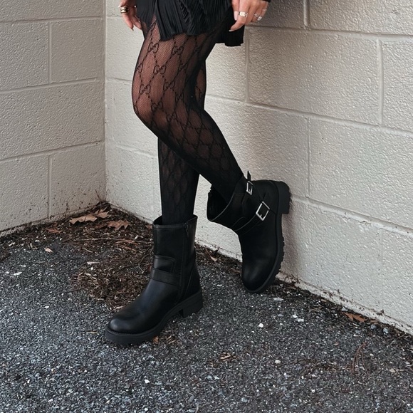 J.C. Penny, Black Boot, US 7.5 - Picture 2 of 3